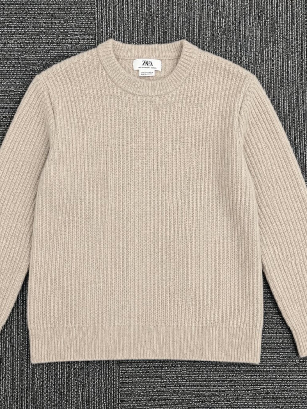 ZARA Man New York Edition Beige Ribbed Knit Sweater Men’s Size M